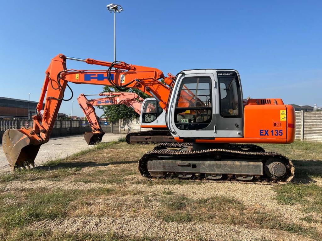 Fiat Hitachi EX135 Photo 2