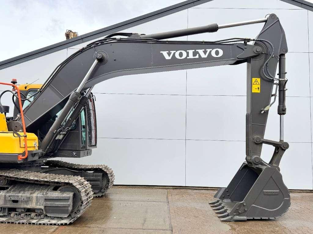 Volvo EC220D - New / Unused / 2025 Model Photo 10