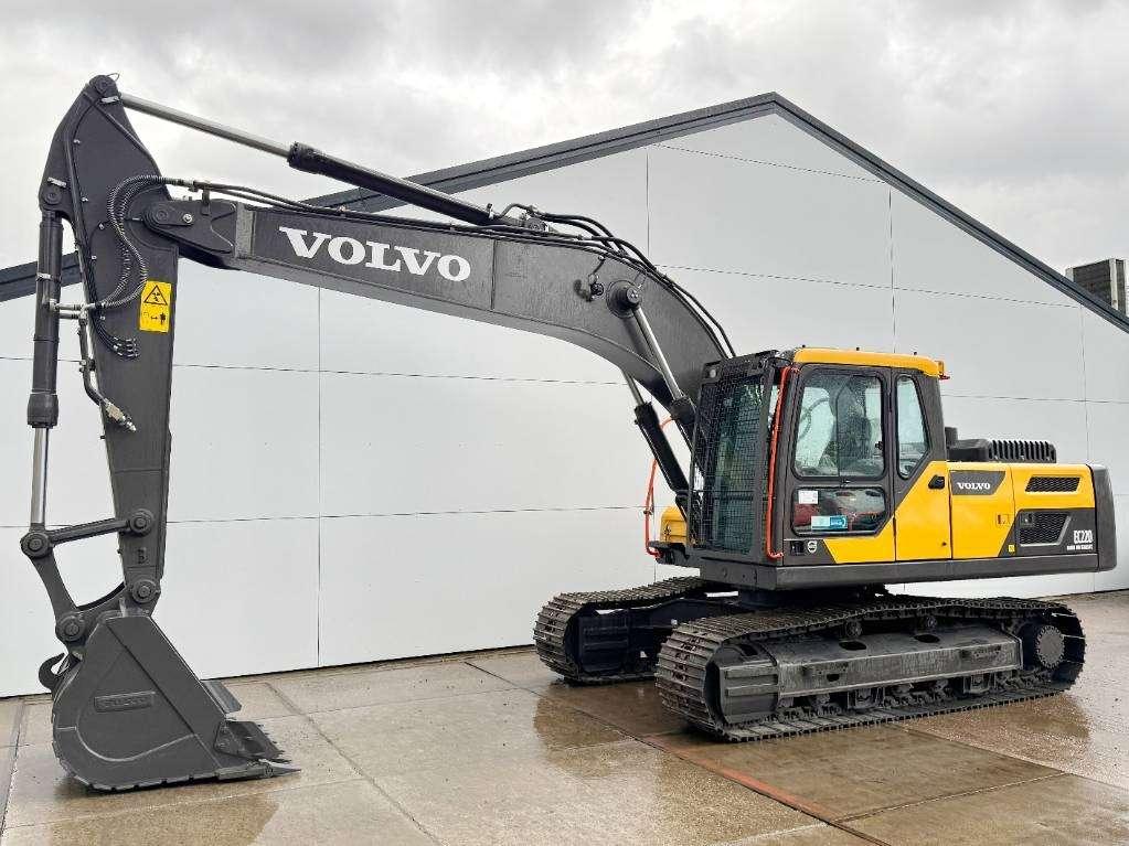 Volvo EC220D - New / Unused / 2025 Model Photo 2