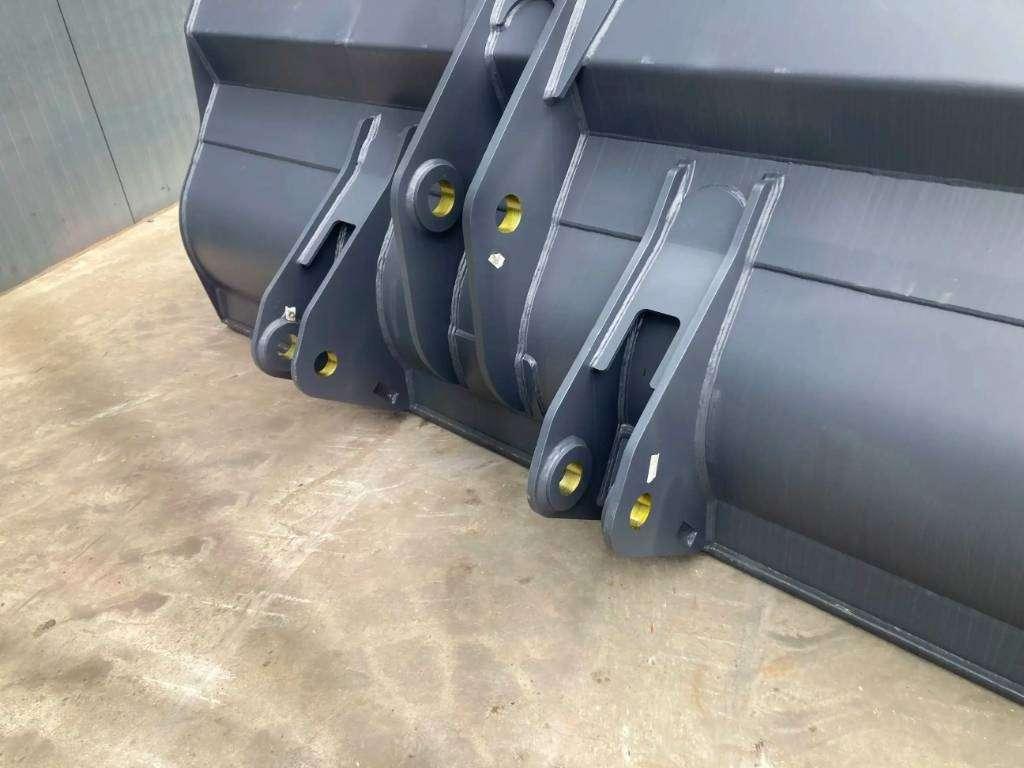 Volvo L 120 G Photo 4