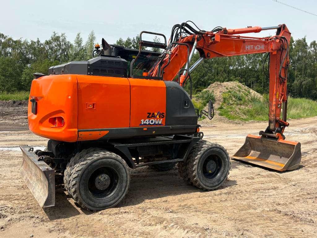 Hitachi ZX140W-6 (3 Pieces available) Photo 5