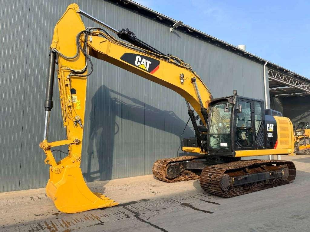 Caterpillar 320E L Photo 1