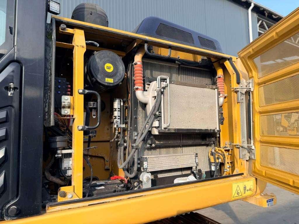 Caterpillar 320E L Photo 11