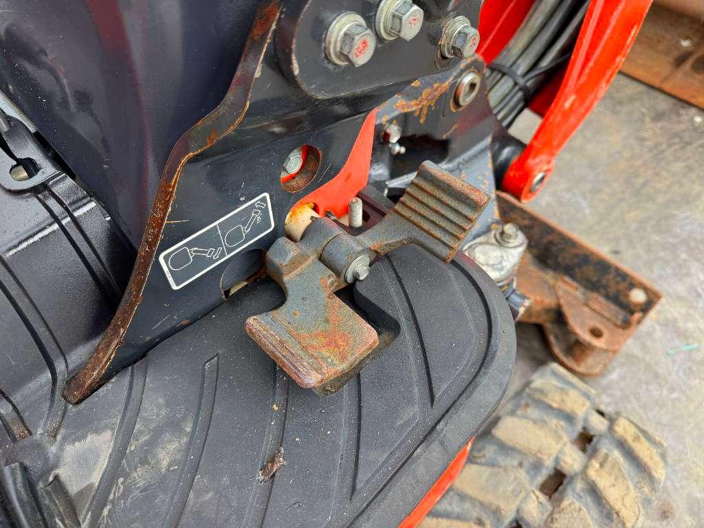 Kubota U10-3 - Hydr. Undercarriage / Hammer Lines Photo 11