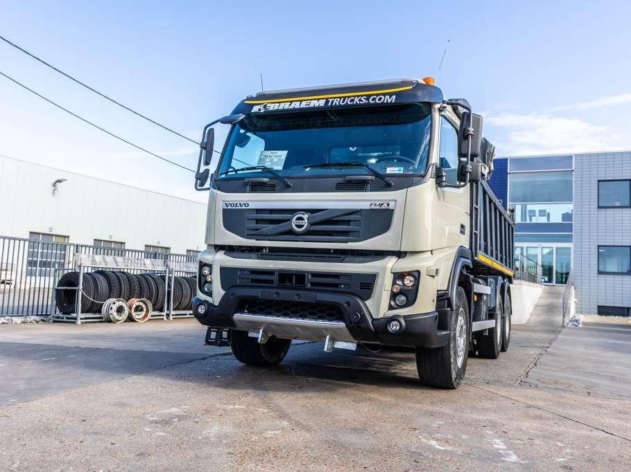 Volvo FMX 460 - TIPPER / TRACTOR Photo 9