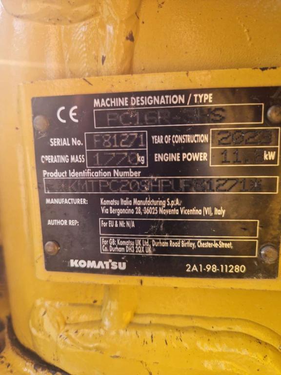 Komatsu PC16R-3HS Photo 2