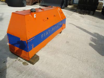 Réservoir de carburant diesel et réservoir d'huile hydraulique pour Fiat Allis FL14C E FL14D en vente par OLM 90 Srl
