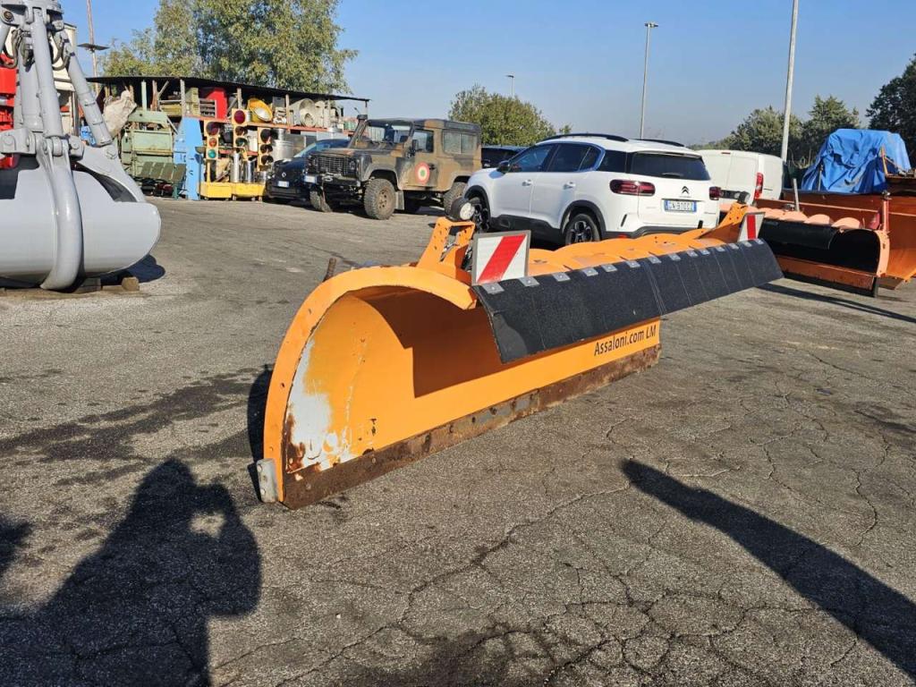 Bucher LM32 Photo 10
