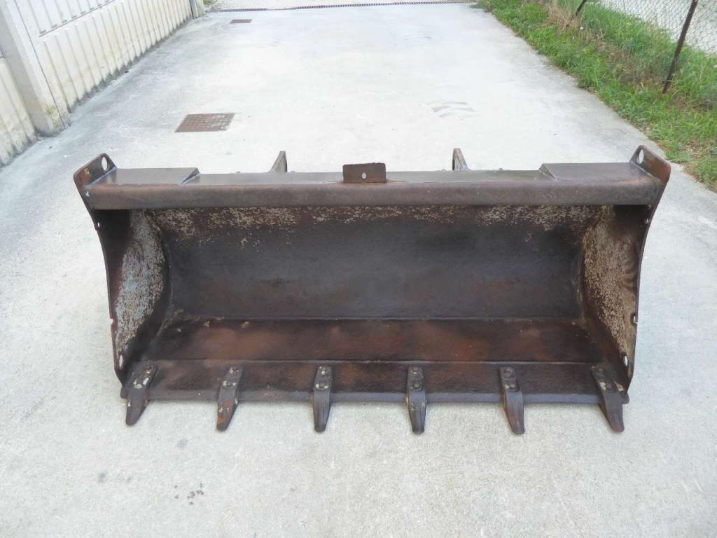 Komatsu BA Photo 1