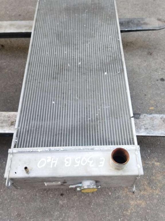 Radiateur eau pour New Holland E 305 B Photo 2