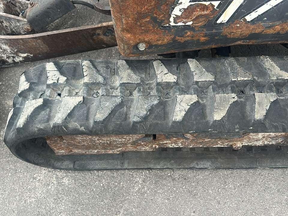 Bobcat E17 Photo 4