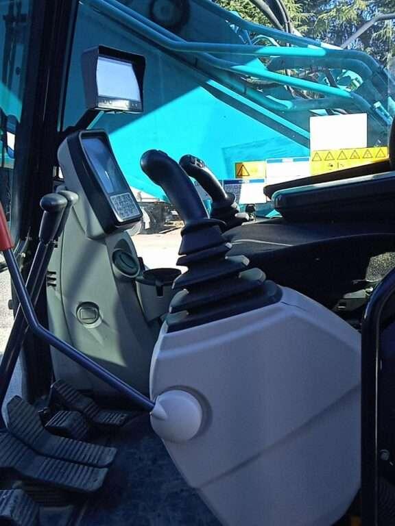Kobelco SK210SNLC-10 TRIPLICE Photo 5
