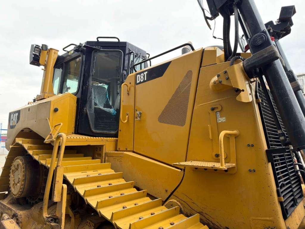Caterpillar D8T - CE Photo 13