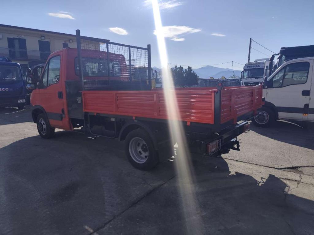 Iveco DAILY 35C13 Photo 10