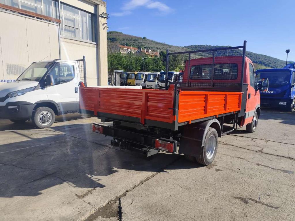 Iveco DAILY 35C13 Photo 15