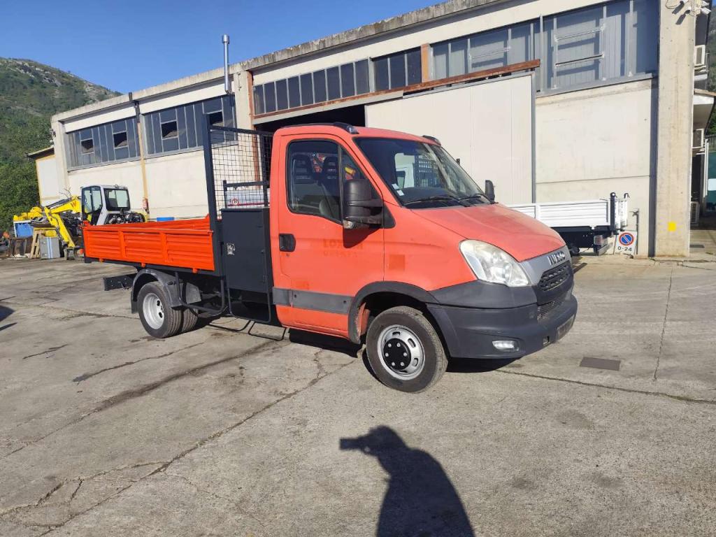 Iveco DAILY 35C13 Photo 19