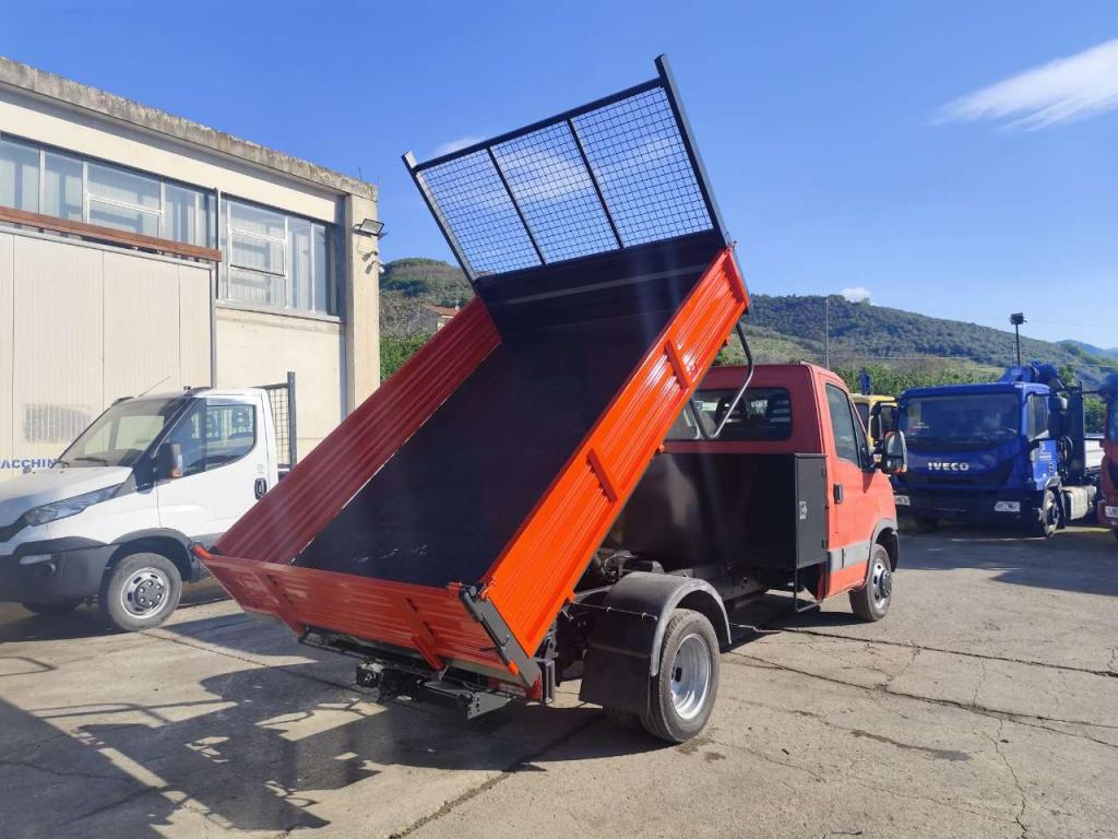 Iveco DAILY 35C13 Photo 4
