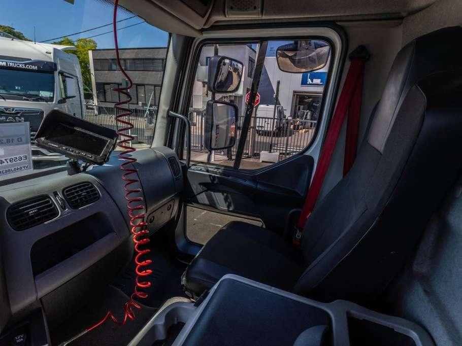 Renault D 18 250 DXI + DHOLLANDIA 1.5T. Photo 17