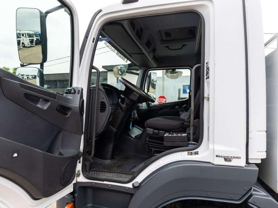 Mercedes-Benz ATEGO 1624 L + HIAB Photo 10