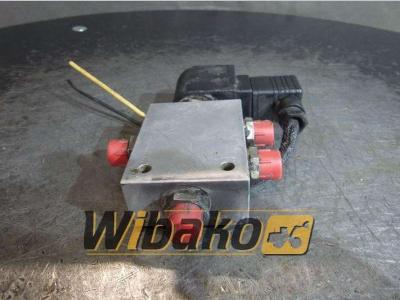 Nauder Distributeur hydraulique en vente par Wibako