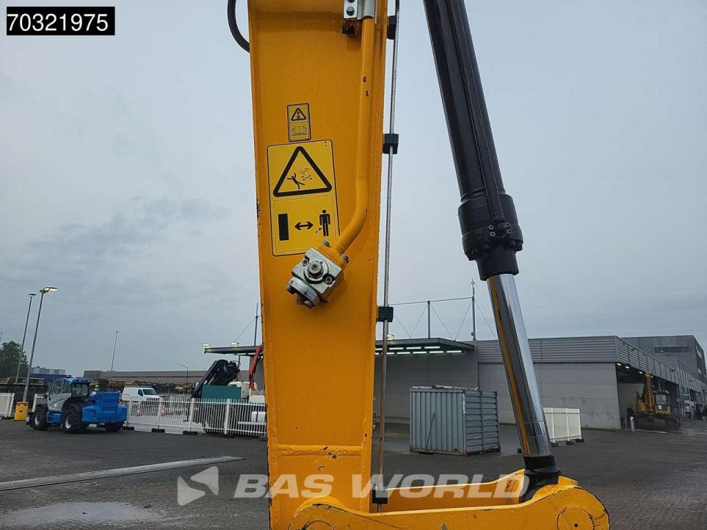 JCB 140X L SV Photo 12