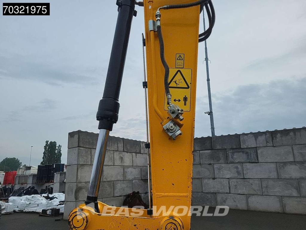 JCB 140X L SV Photo 13