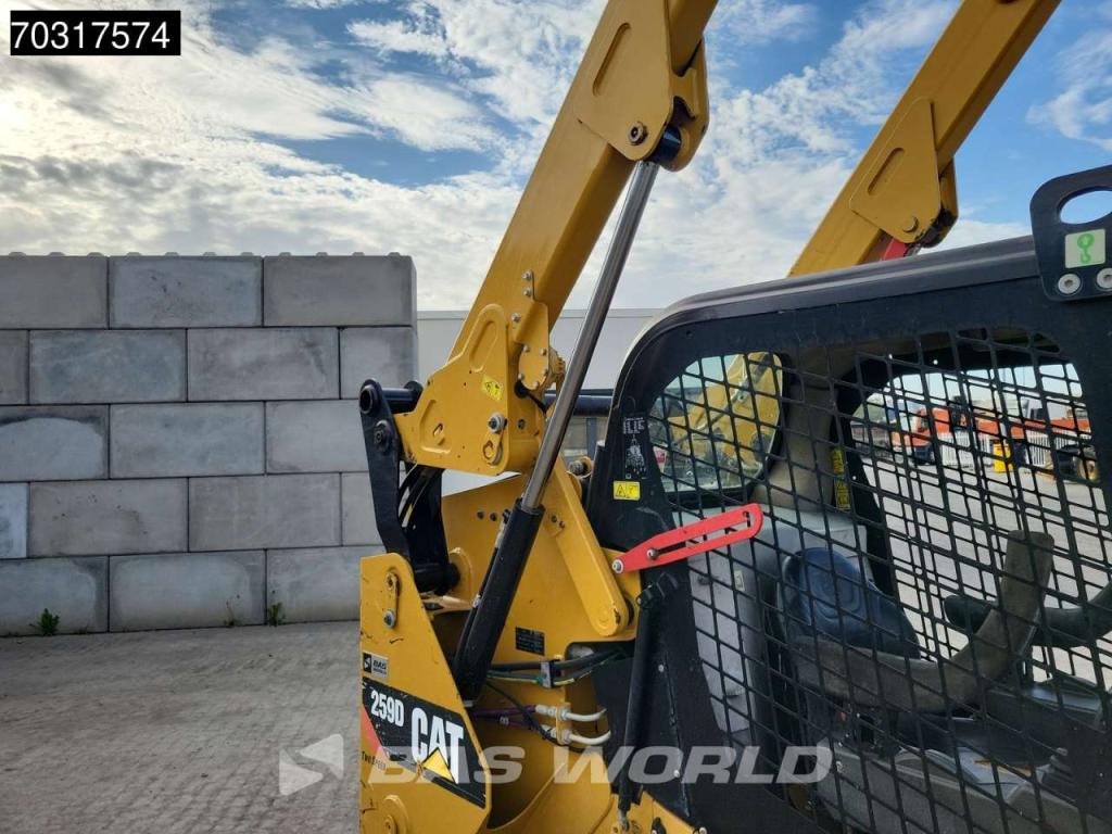 Caterpillar 259 D Photo 14