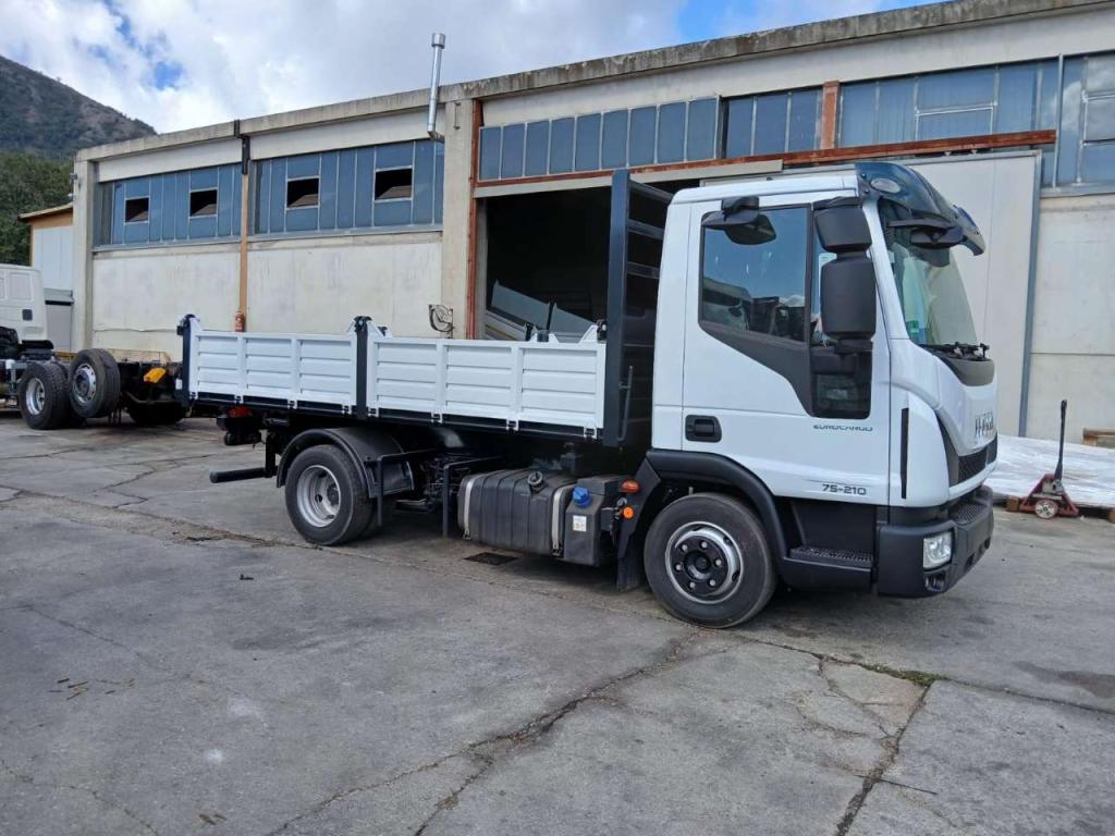 Iveco EUROCARGO 75-210 Photo 21