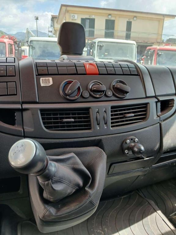 Iveco EUROCARGO 75-210 Photo 28