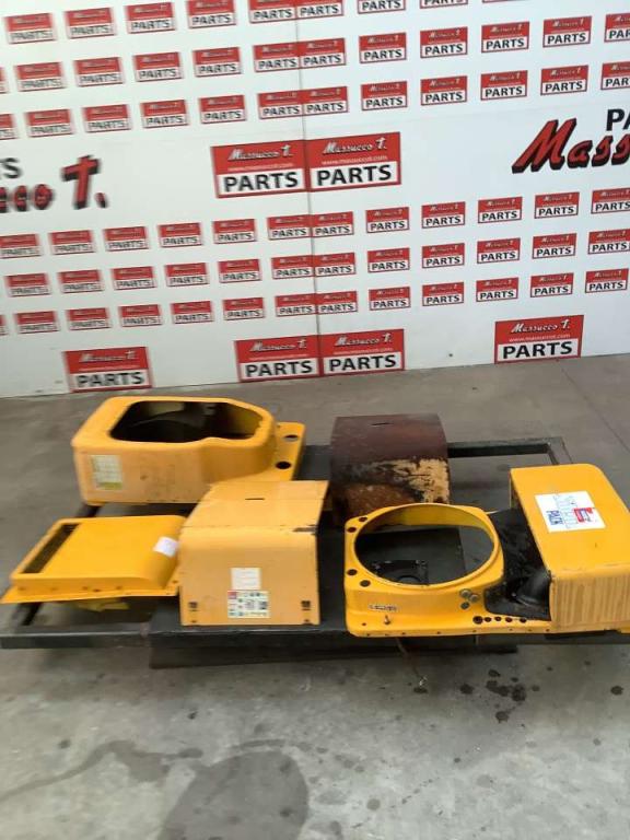 Capot et panneau de carrosserie pour Haulotte H15 SDX Photo 1