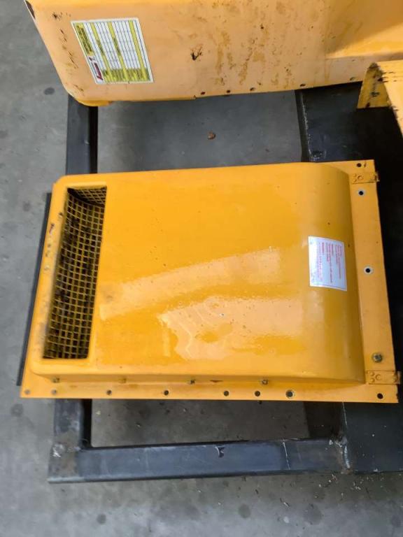 Capot et panneau de carrosserie pour Haulotte H15 SDX Photo 4