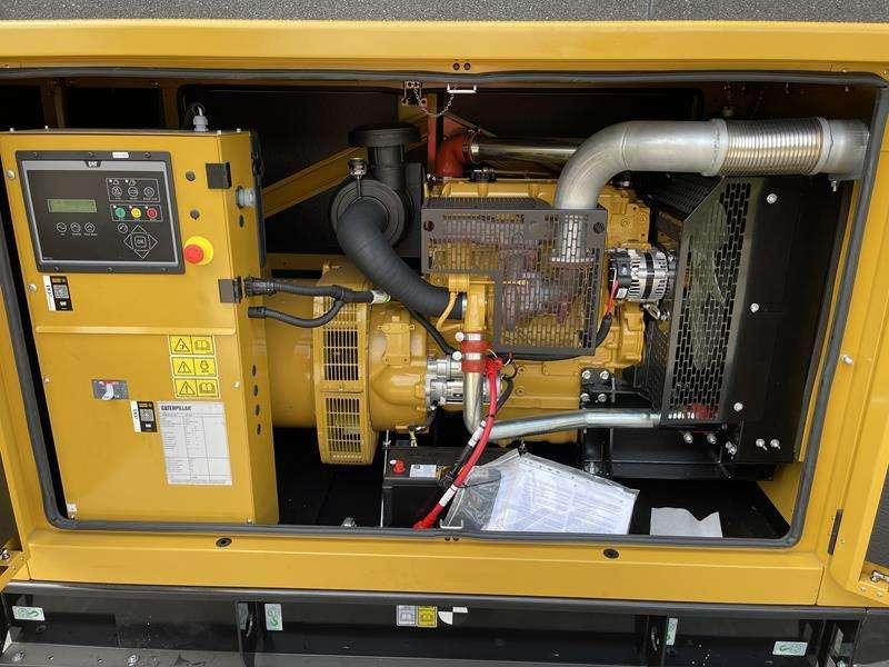 Caterpillar DE 110 E 2 Photo 12