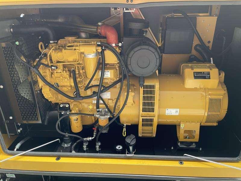 Caterpillar DE 110 E 2 Photo 4
