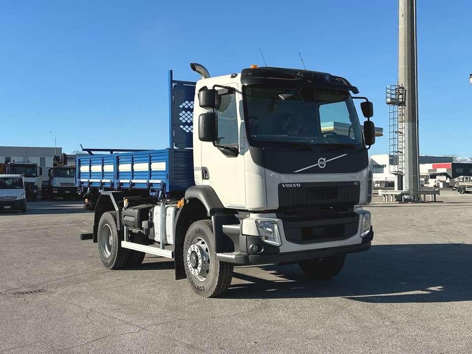 Volvo FL280 4x4 Photo 16