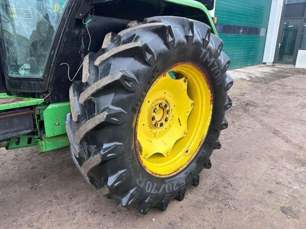 John Deere 3650 AIRCON // Front linkage Photo 8