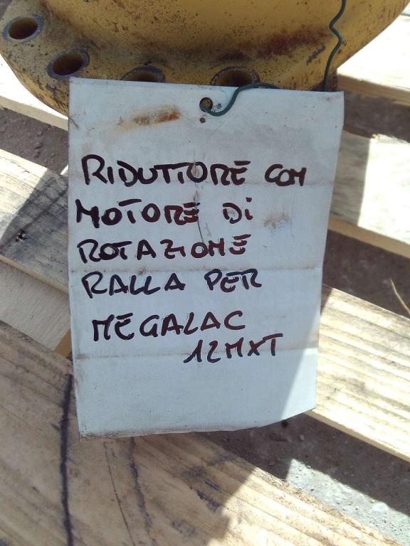 Réducteur de rotation pour Mecalac 12MXT Photo 5