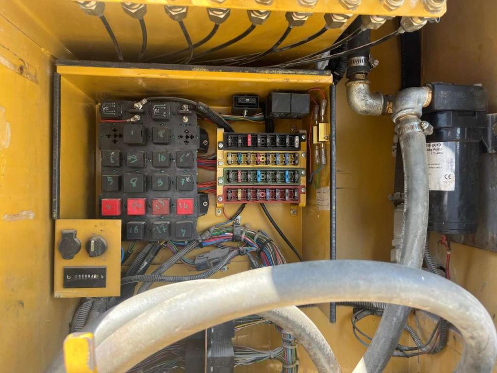 Caterpillar 312 Photo 8