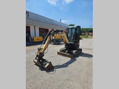Yanmar VIO25-4 en vente par Omeco Spa