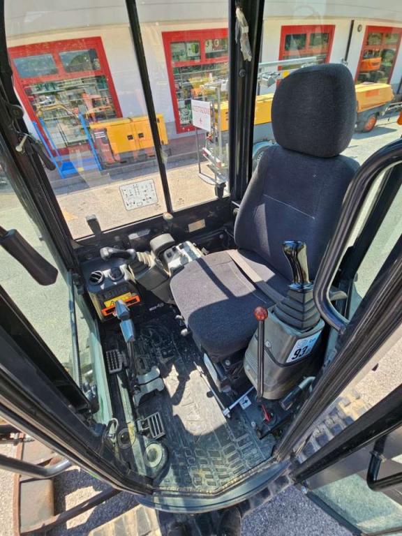 Yanmar VIO25-4 Photo 6