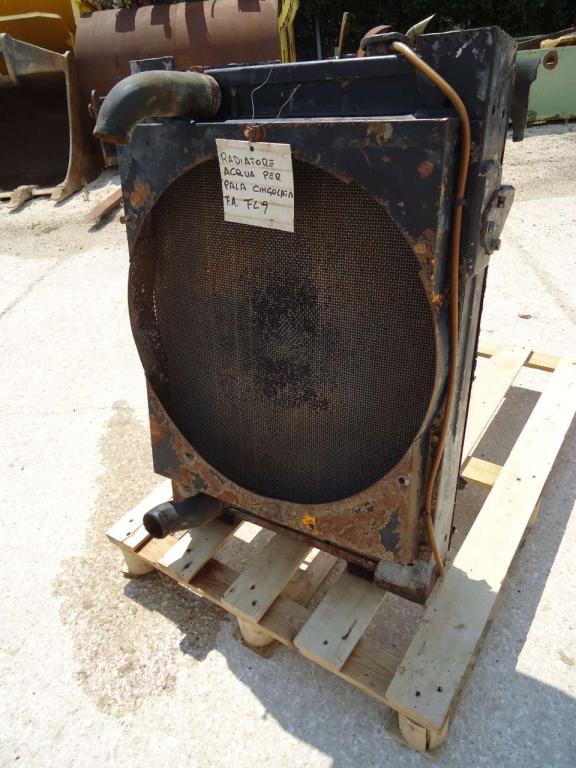 Radiateur eau pour Fiat Allis FL9 Photo 1
