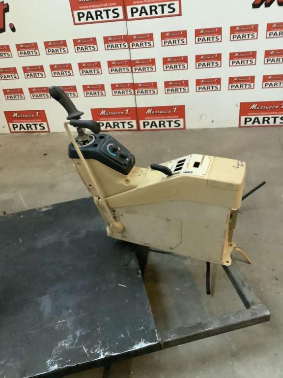 Servo pour Caterpillar 317 N Photo 1