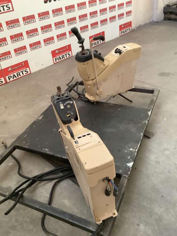 Servo pour Caterpillar 317 N Photo 4