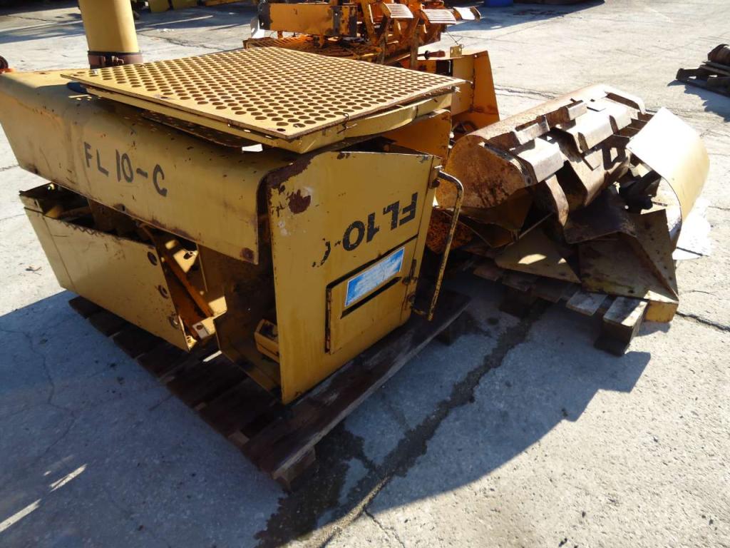 Capot et panneau de carrosserie pour Fiat Allis FL10C Photo 2