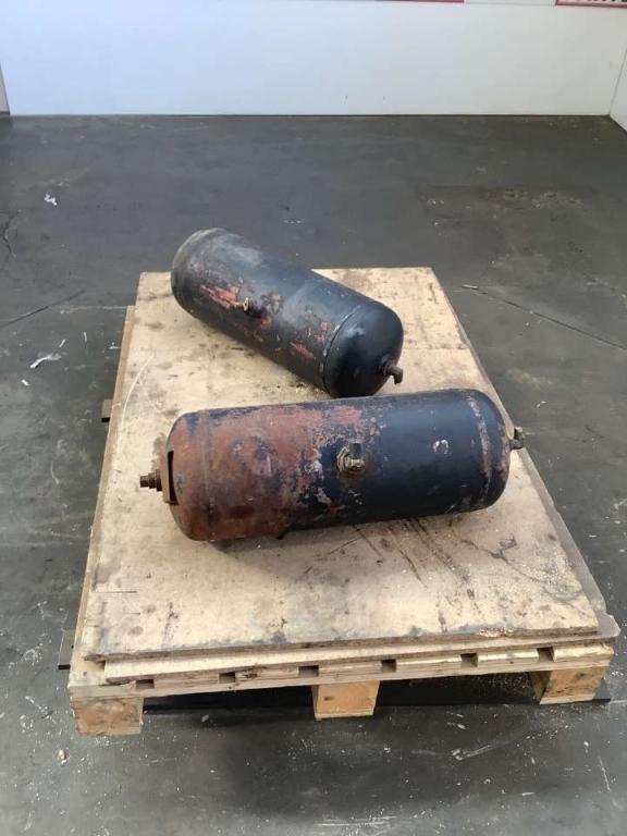 Réservoir (pièces détachées) pour Kalmar LMV 12-600 Photo 2