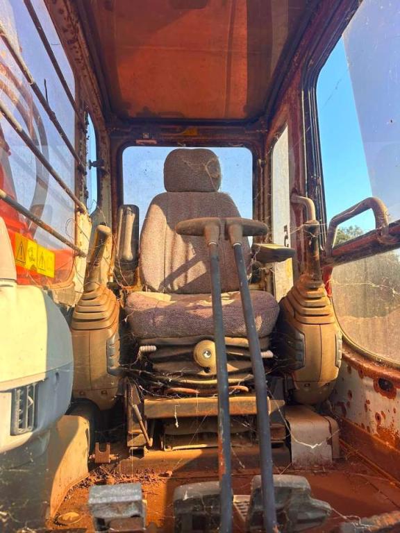 Fiat Hitachi EX215 Photo 6