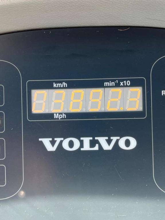 Volvo L35B Photo 15
