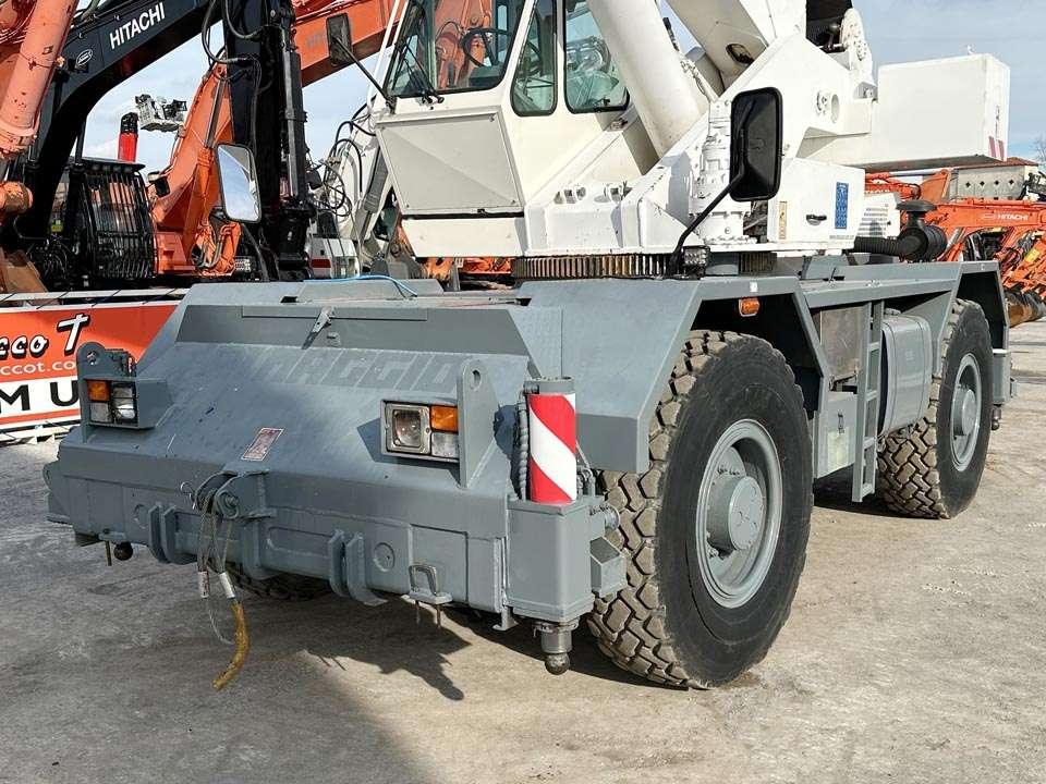 Terex A300 4x4 Photo 8