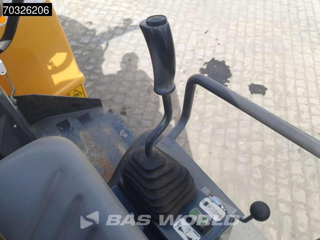 Volvo DD25 Photo 23