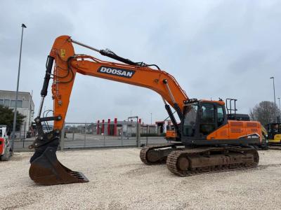 Doosan DX300LC-7 en vente par MEK Srl