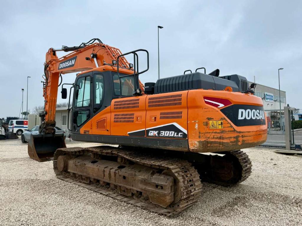 Doosan DX300LC-7 Photo 3